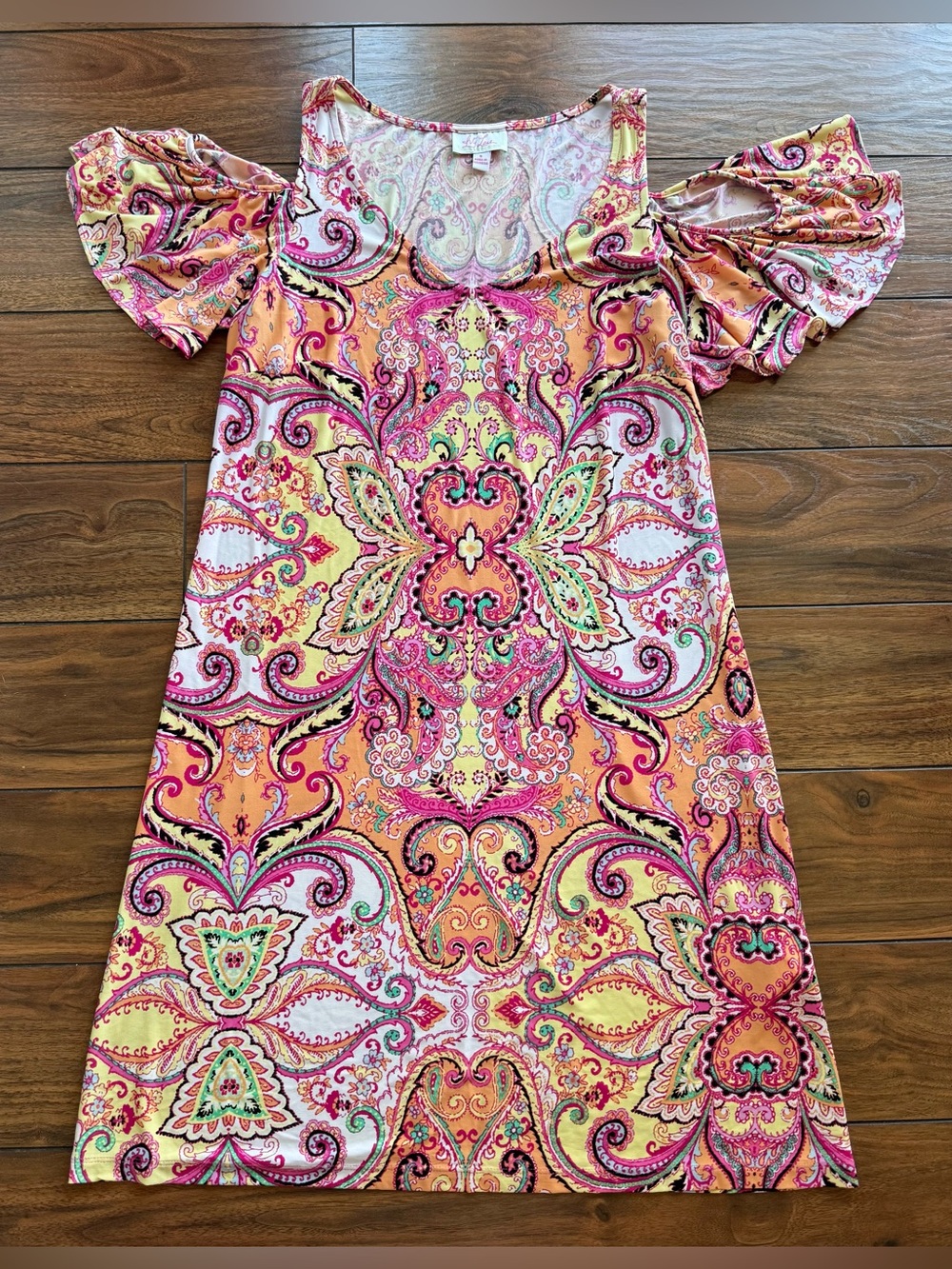 Ivy Lane multicolored paisley cold-shoulder dress. Women’s size small